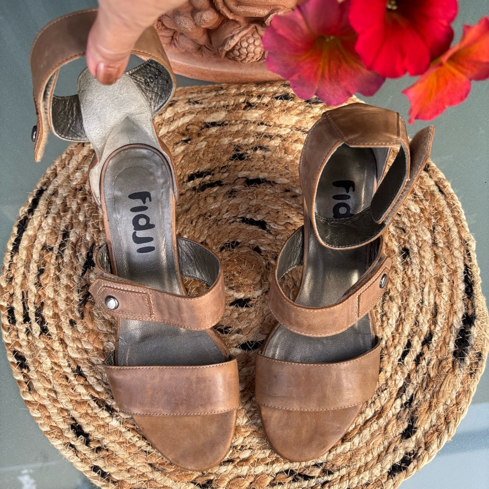 FIDJI 2.5” Heeled Sandals w/Ankle Strap-Portugal